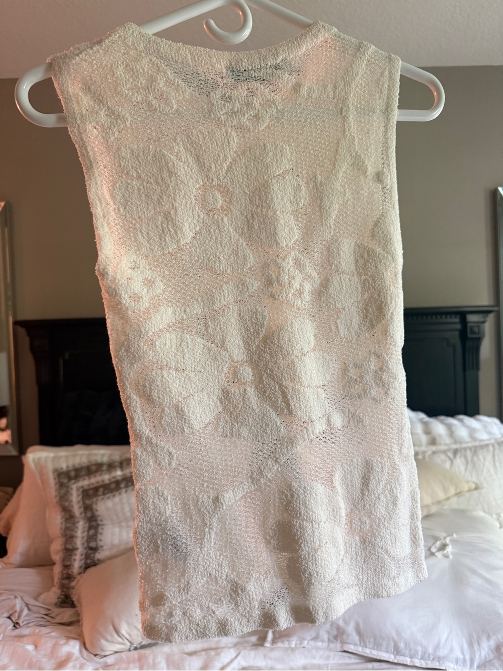 Zara Cream Floral Sheer Knit Tank - Picture 3 of 3
